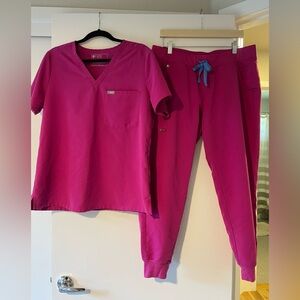 Figs Technical Collection Size Large Top & Bottom Scrub Set Magenta Pink